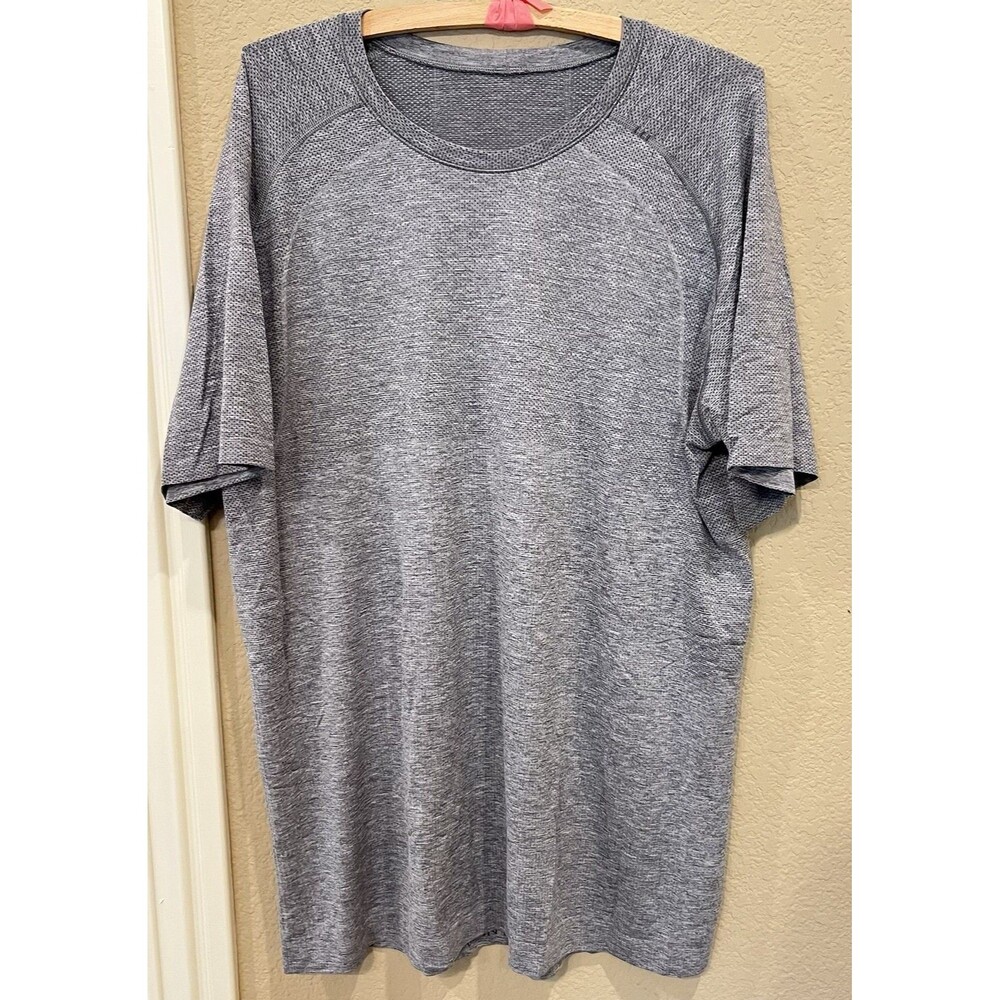 Mens LULULEMON Vent Tech Heather Gray Short Sleeve Shirt Sz XL